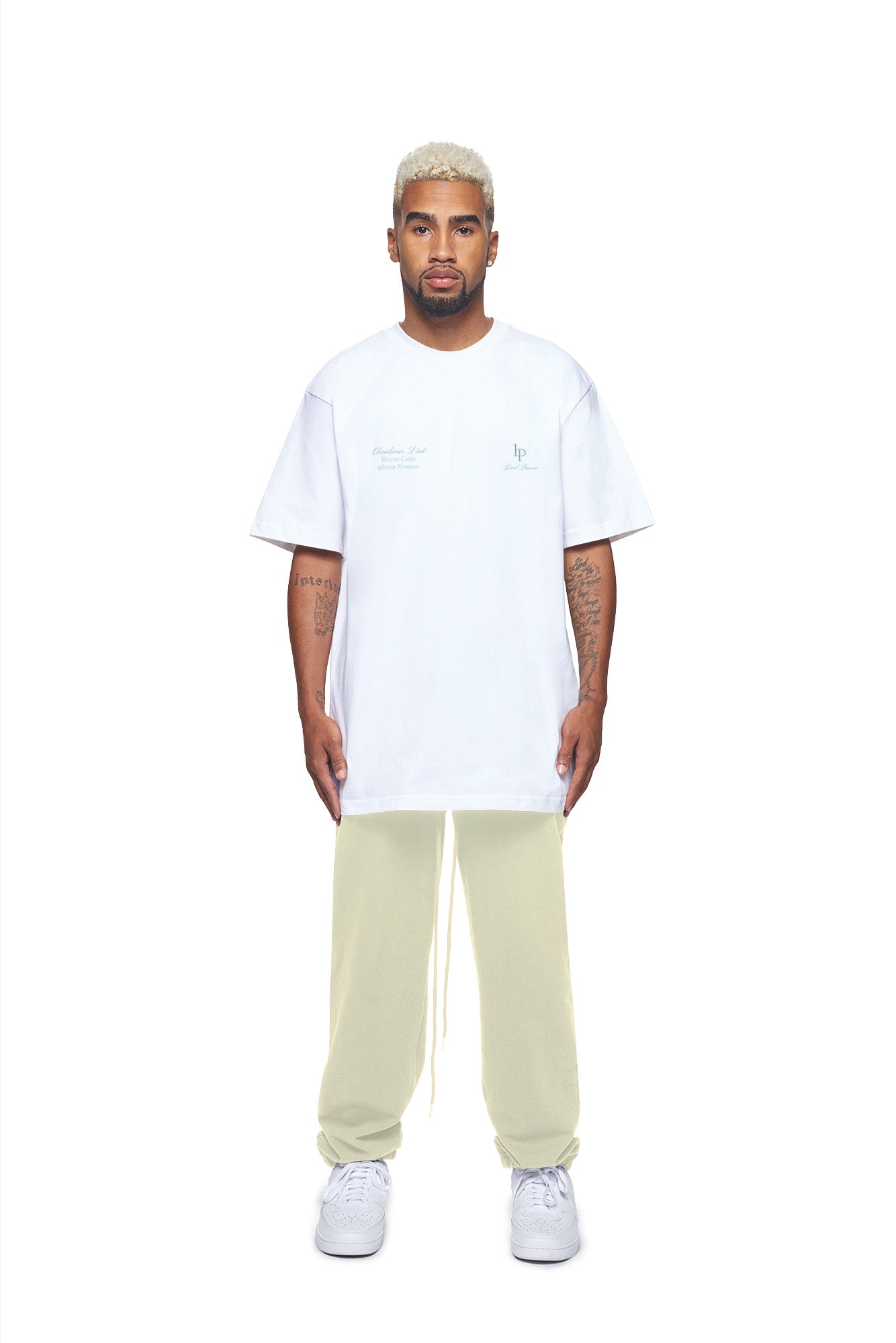 Chercheurs D’art Tee White-Light Blue